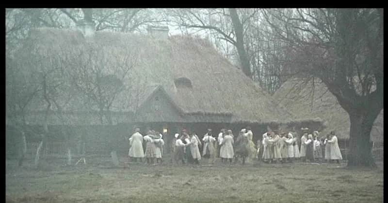 Co oznacza chocholi taniec w Weselu? Symbolika i przesłanie tańca