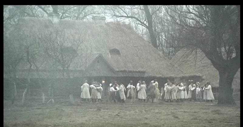 Co oznacza chocholi taniec w Weselu? Symbolika i przesłanie tańca
